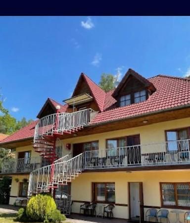 Pensjonat Marina Pobierowo Buitenkant foto